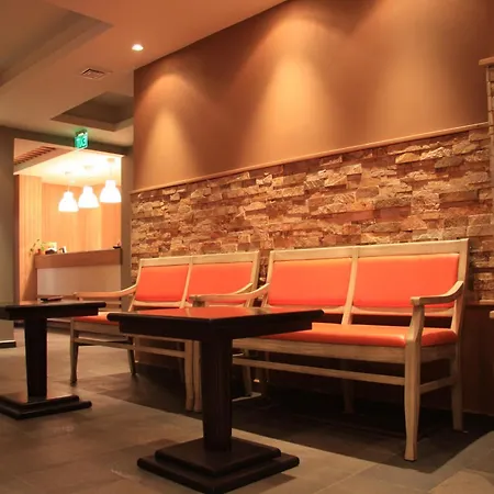 Family Delta Hotel