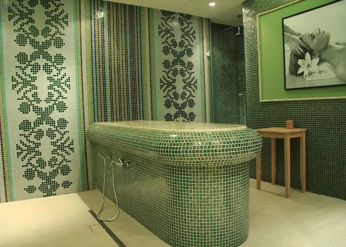 Family Delta Hotel 3*